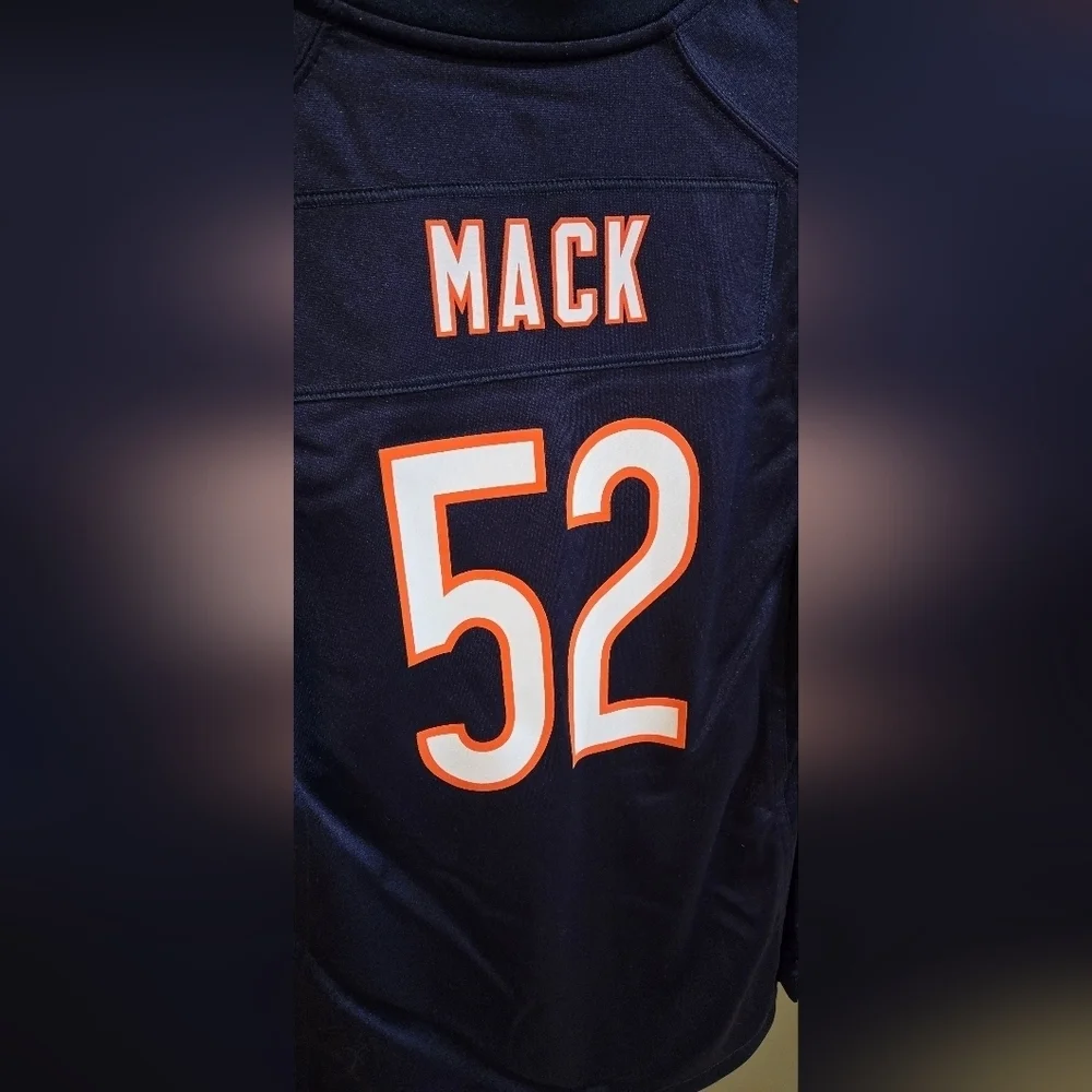 NWT Nike women's NFL Chicago Cubs Mack jersey